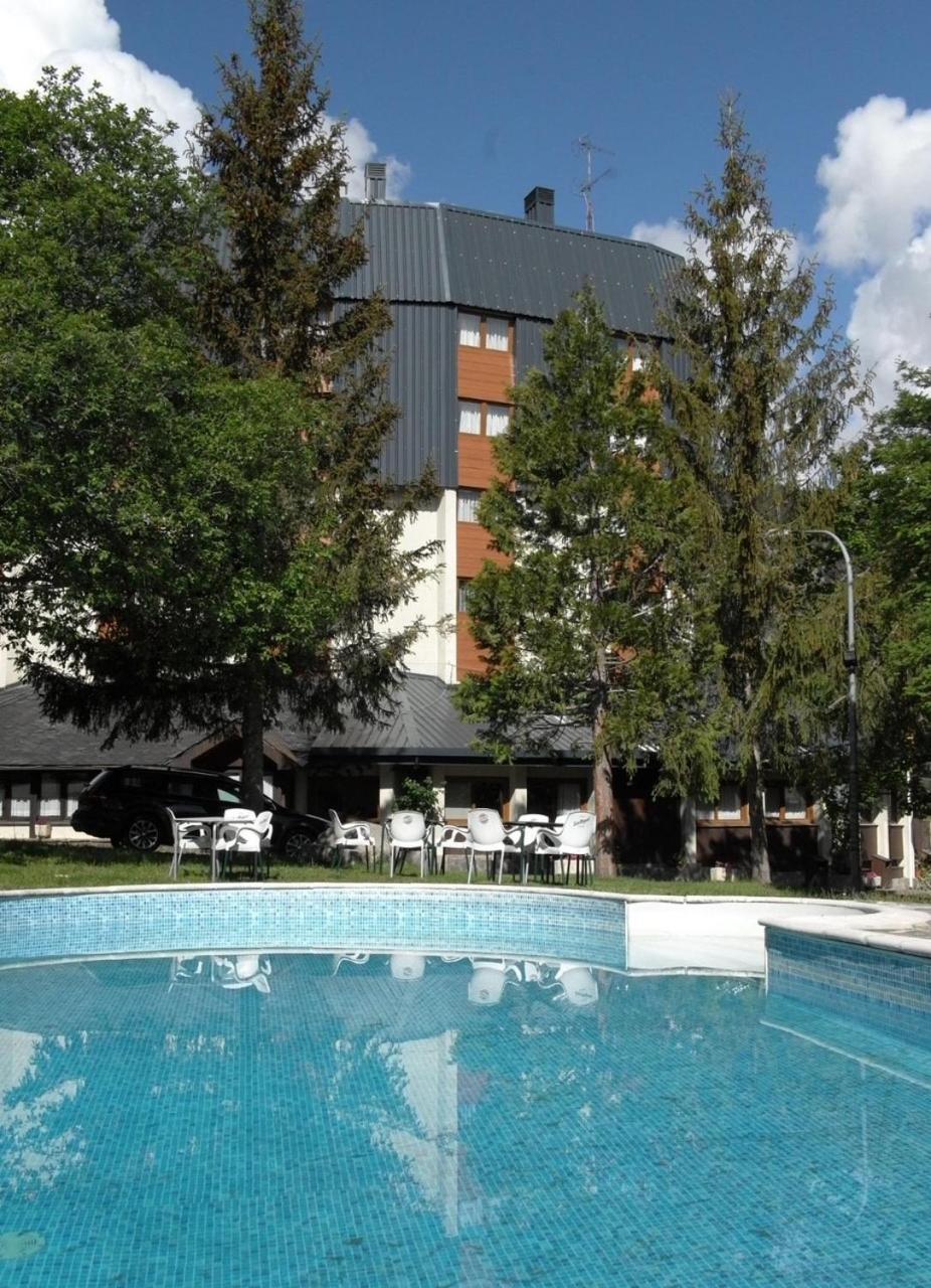 Hotel Or Blanc Espot Buitenkant foto